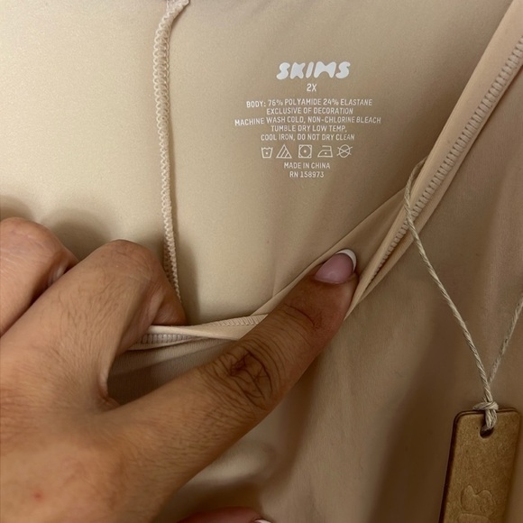 NWT SKIMS Fits Everybody Slip Dress Sand - Picture 6 of 6